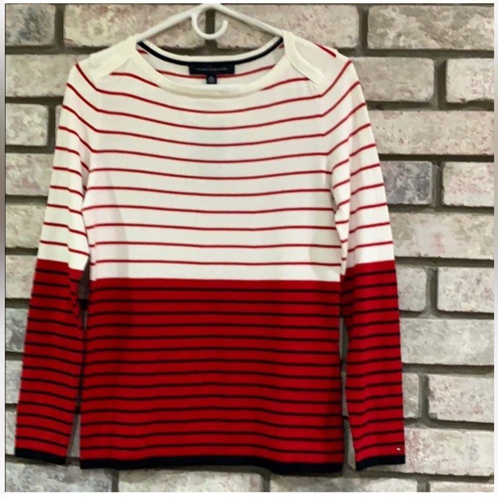 NWT Tommy Hilfiger red and white New Cardigan. Size small